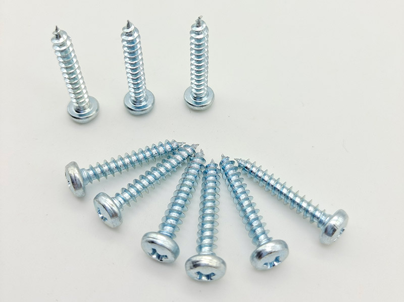 Phillips-pan-head-self-tapping-screw